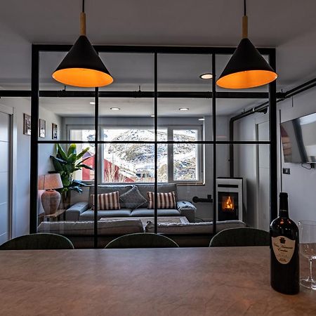 Luxury Refurnished Apartment With Private Parking Close To Ski Slopes Σιέρρα Νεβάδα Εξωτερικό φωτογραφία
