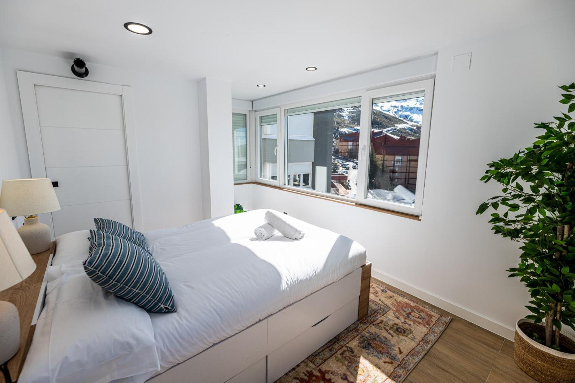 Luxury Refurnished Apartment With Private Parking Close To Ski Slopes Σιέρρα Νεβάδα Εξωτερικό φωτογραφία
